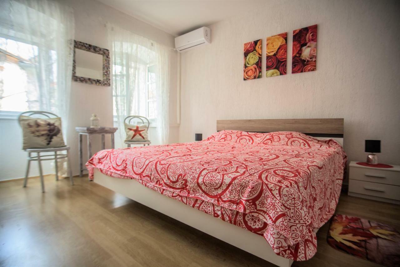 Apartment Dolores Cres Dış mekan fotoğraf