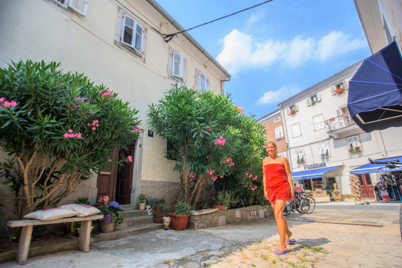 Apartment Dolores Cres Dış mekan fotoğraf